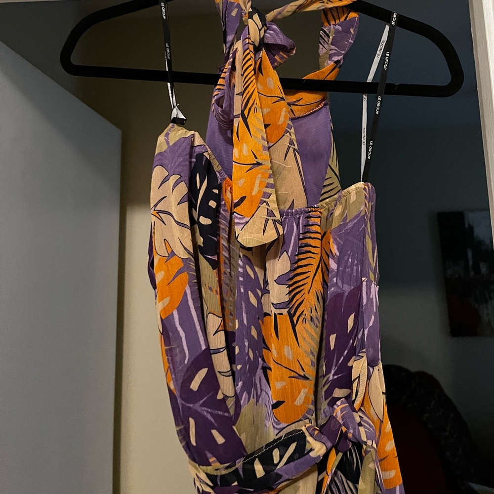 Halter Top - Picture 2 of 5